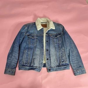 levi’s denim sherpa jacket